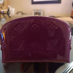 EUC LOUIS VUITTON VERNIS MONOGRAM POUCH